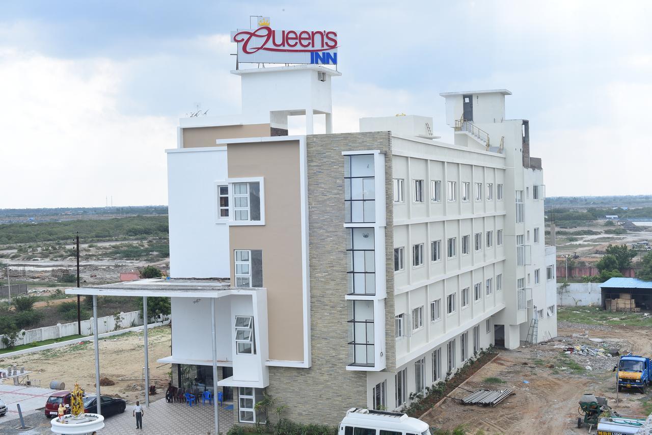 Hotel Queens Inn Велангани Екстериор снимка